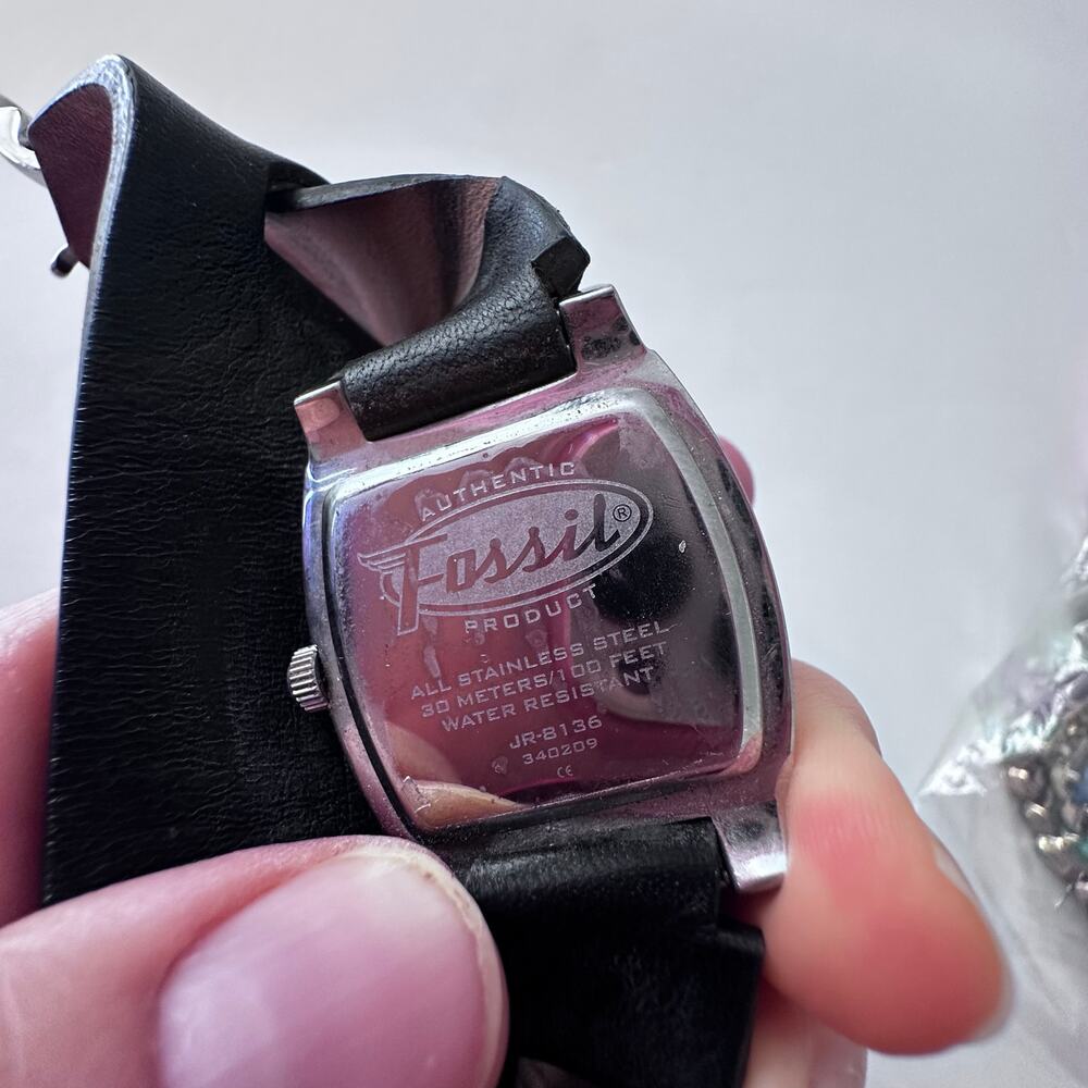 Fossil JR-8136 Stainless Steel Leather Watch - Picture 8 of 8